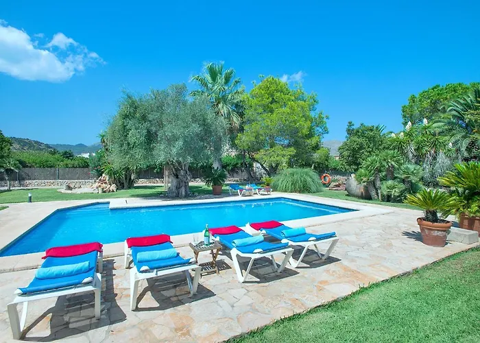 Villa Owl Pou - Luxury Holidays In Royal Gardens