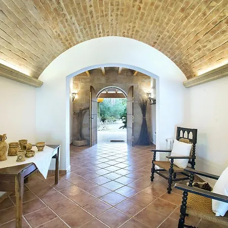 Villa Owl Pou - Luxury Holidays In Royal Gardens *