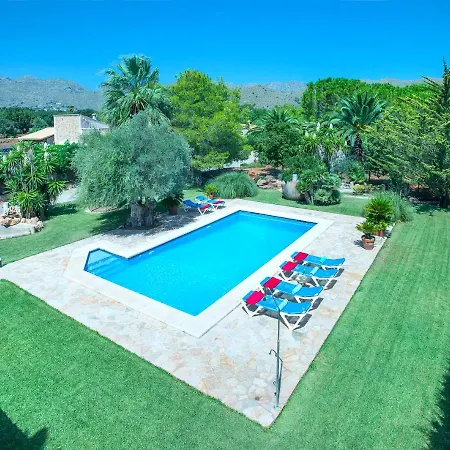 Owl Pou - Luxury Holidays In Royal Gardens Villa