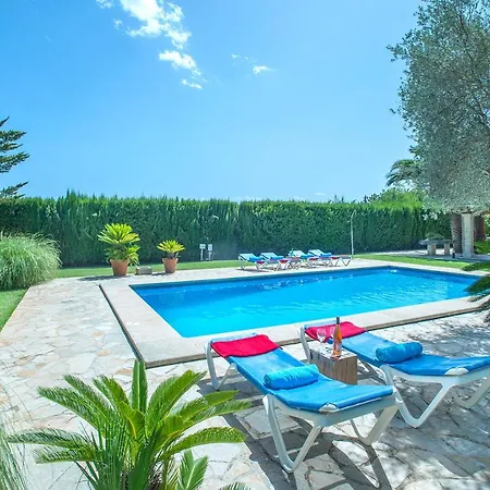 Villa Owl Pou - Luxury Holidays In Royal Gardens