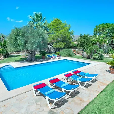 Owl Pou - Luxury Holidays In Royal Gardens Pollenca